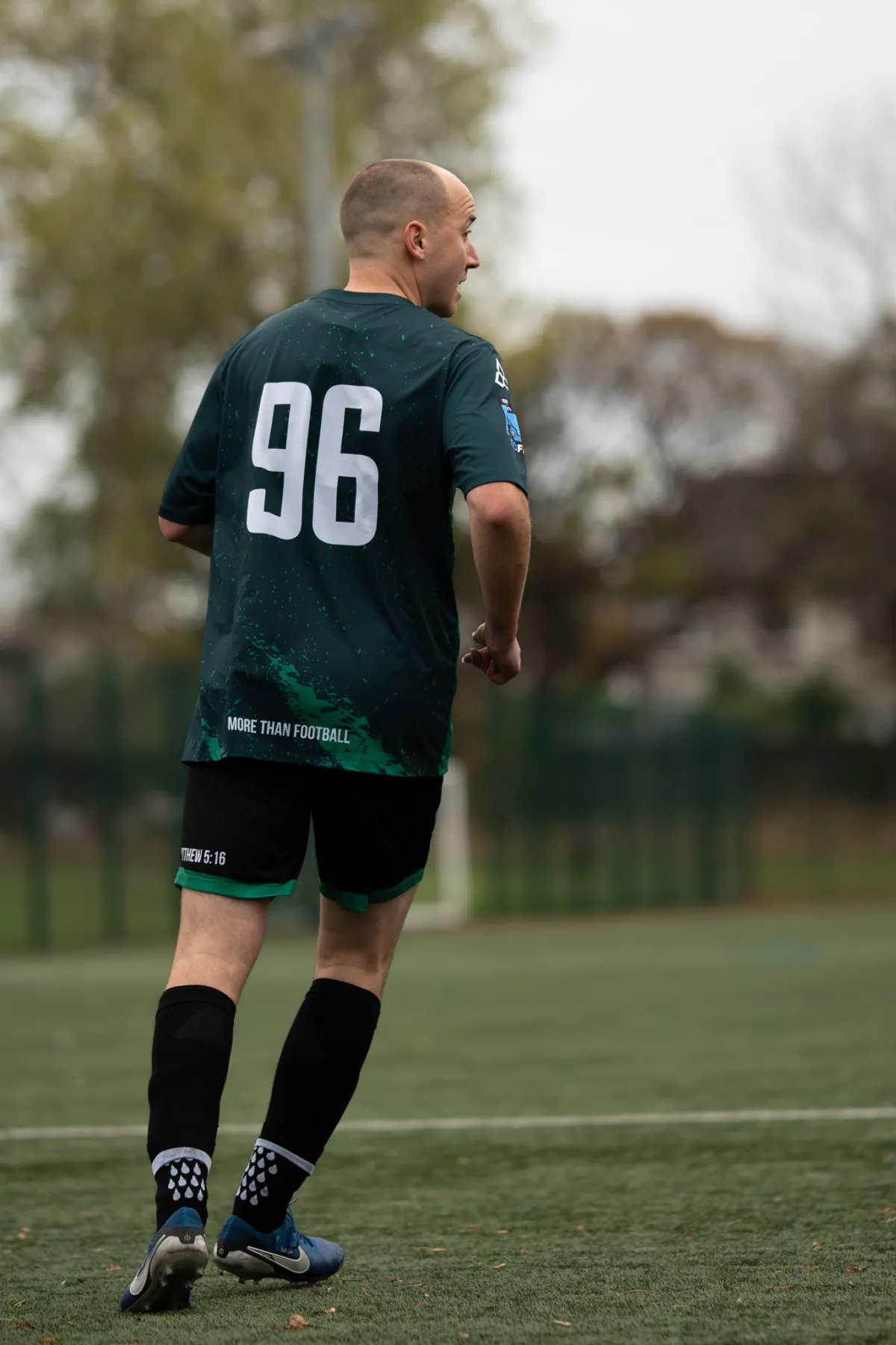 1/2000 • f/1.4 • ISO 125 • 85 mm